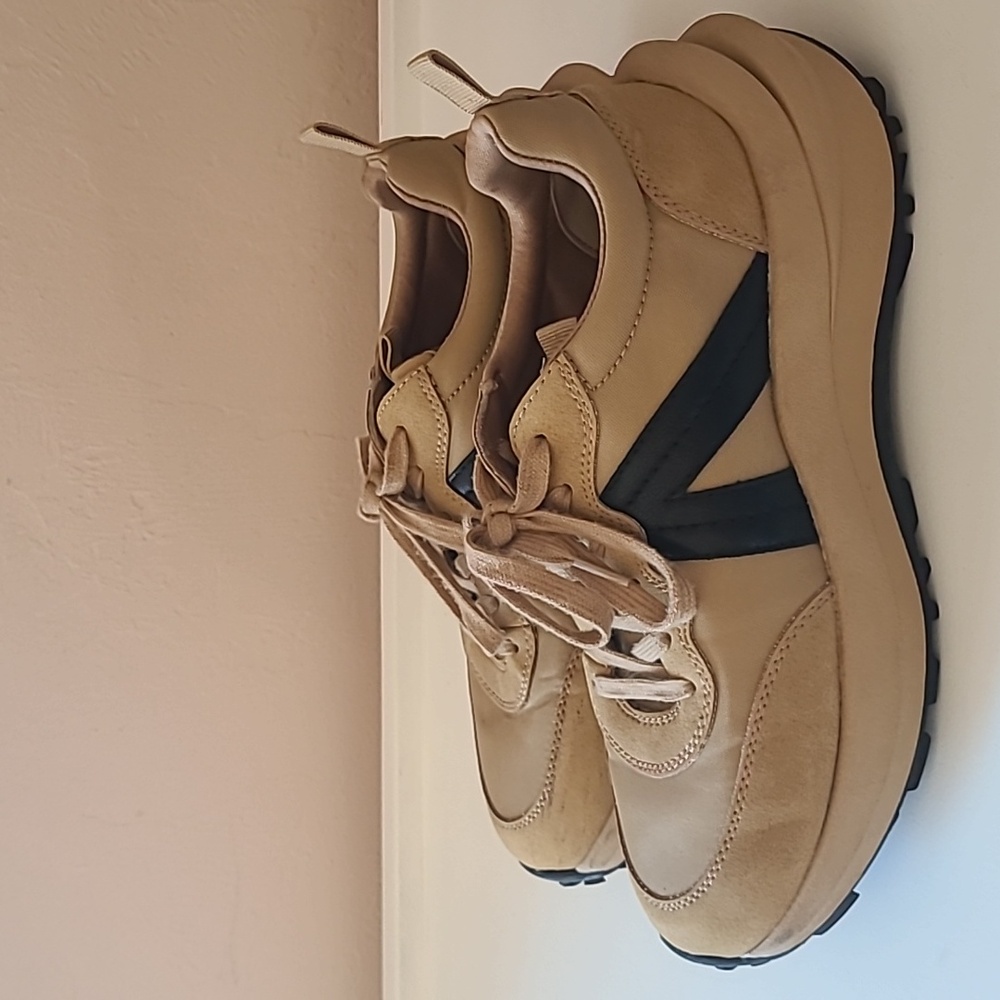 MIA SCOUT TAN BLACK Chunky Retro Sneaker Size 7.5 - Picture 4 of 15